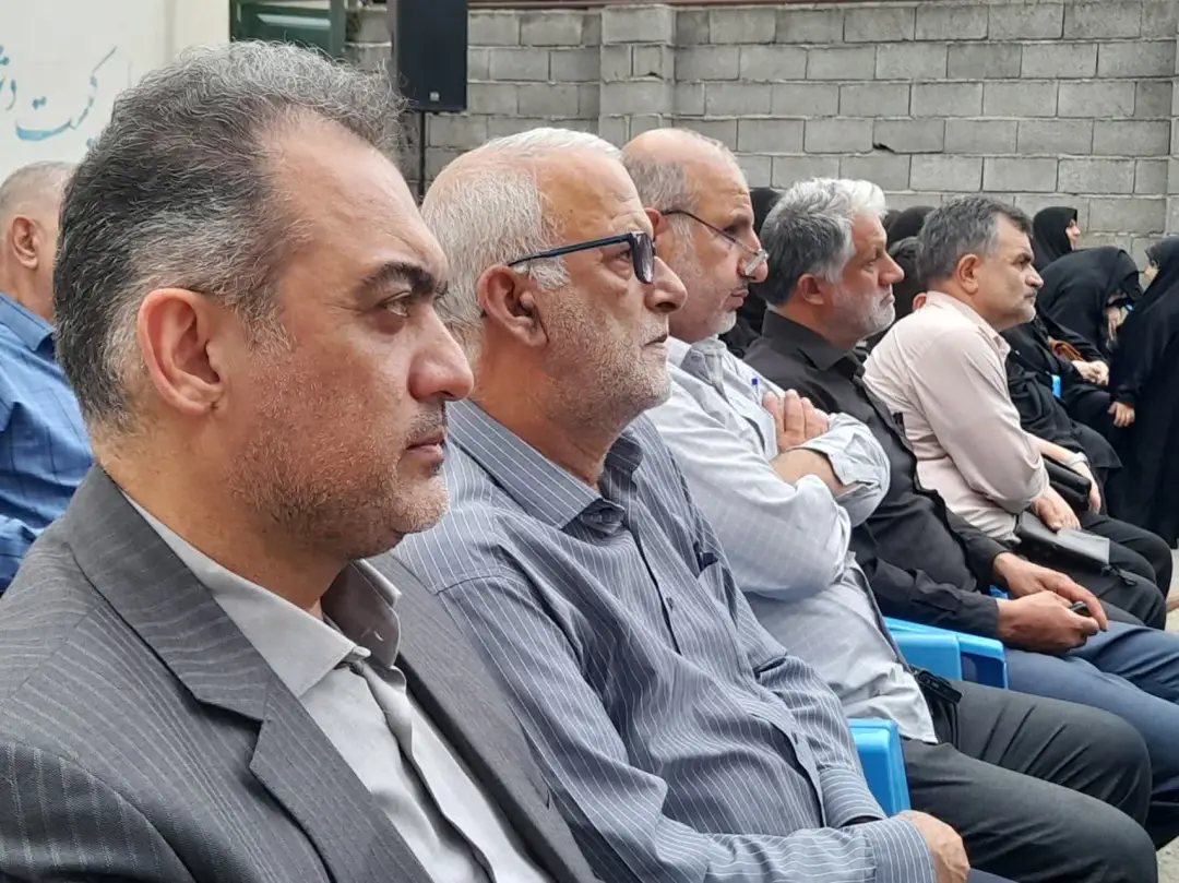 مراسم چهلمین روز شهادت رهبر انقلاب در پایگاه بسیج رحیم‌آباد با شکوه تمام برگزار شد
