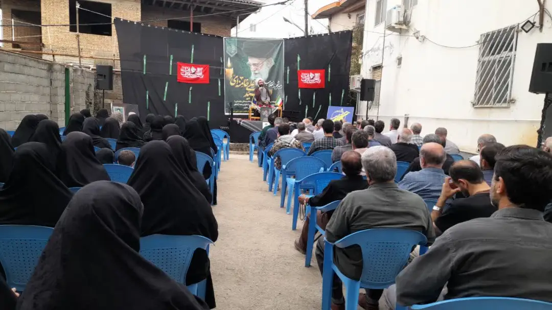 مراسم چهلمین روز شهادت رهبر انقلاب در پایگاه بسیج رحیم‌آباد با شکوه تمام برگزار شد