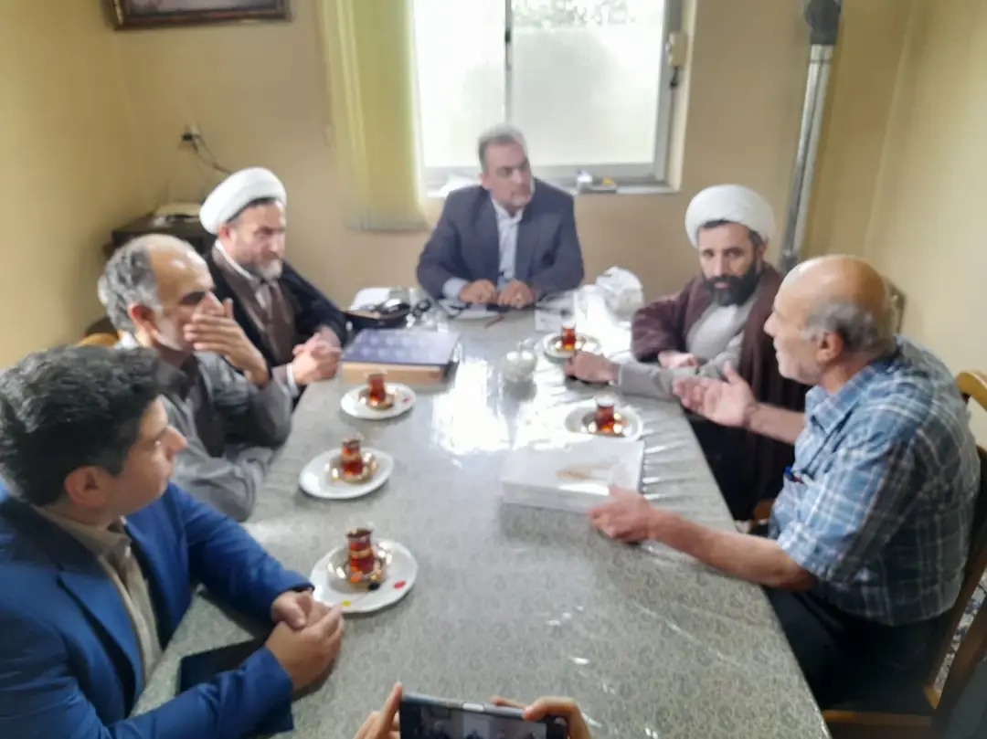 دیدار مسئولان محلی رحیم‌آباد با خیر ارجمند جناب آقای حسن‌پور به مناسبت هفته دولت
