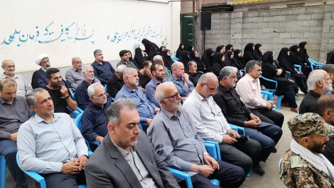 مراسم چهلمین روز شهادت رهبر انقلاب در پایگاه بسیج رحیم‌آباد با شکوه تمام برگزار شد