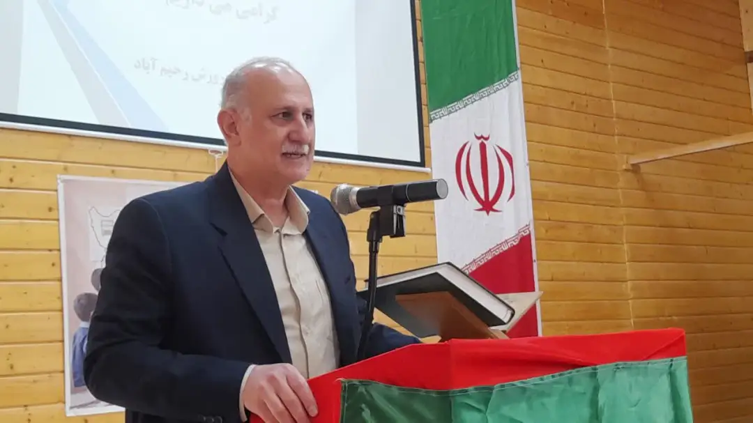 حضور جانشین شهردار رحیم‌آباد در مراسم جشن عاطفه‌ها به میزبانی دبیرستان شهید آیت‌الله خامنه‌ای
