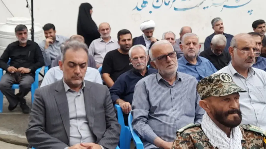 مراسم چهلمین روز شهادت رهبر انقلاب در پایگاه بسیج رحیم‌آباد با شکوه تمام برگزار شد